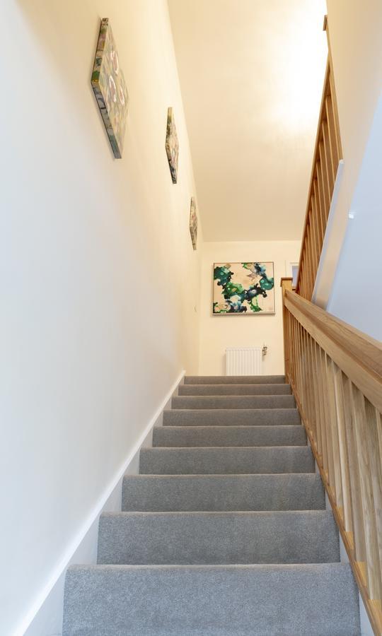 קאמברידג' Modern & Exquisite Trumpington Townhouse With Parking & 5 Mins To Papworth Hospital מראה חיצוני תמונה